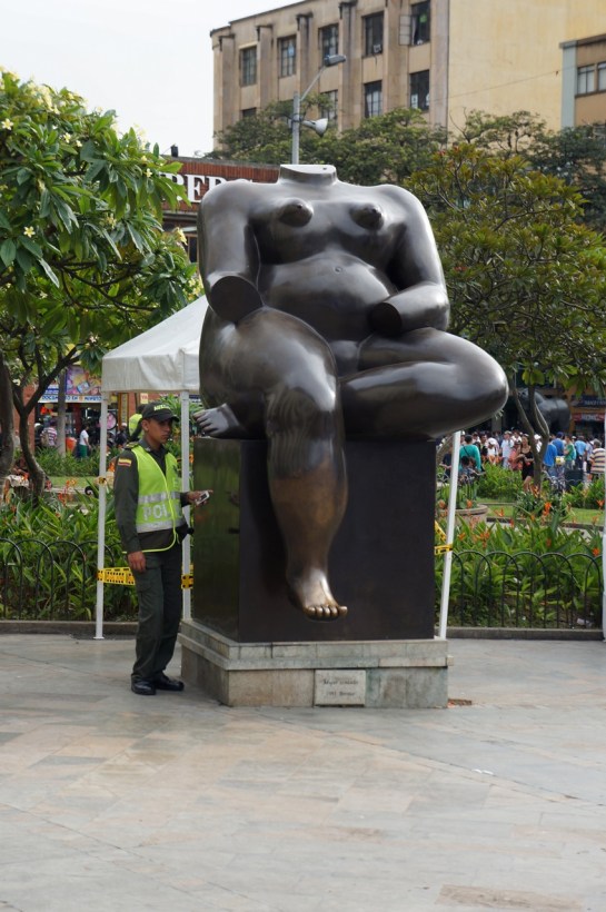 botero sub paza